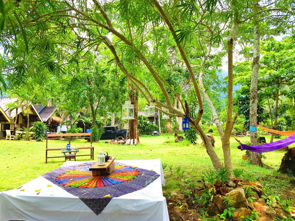 ฺbay Yard Hut Koh Chang Exterior photo